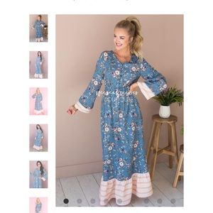Floral maxi dress mikarose size XXL ECU